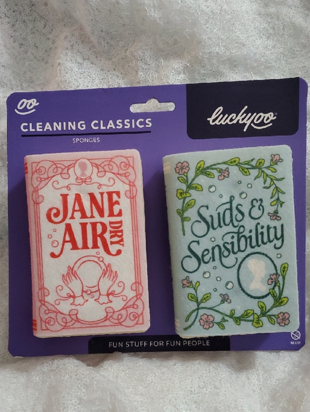 NWT Luckyoo Literary Cleaning Classics Sponge Set